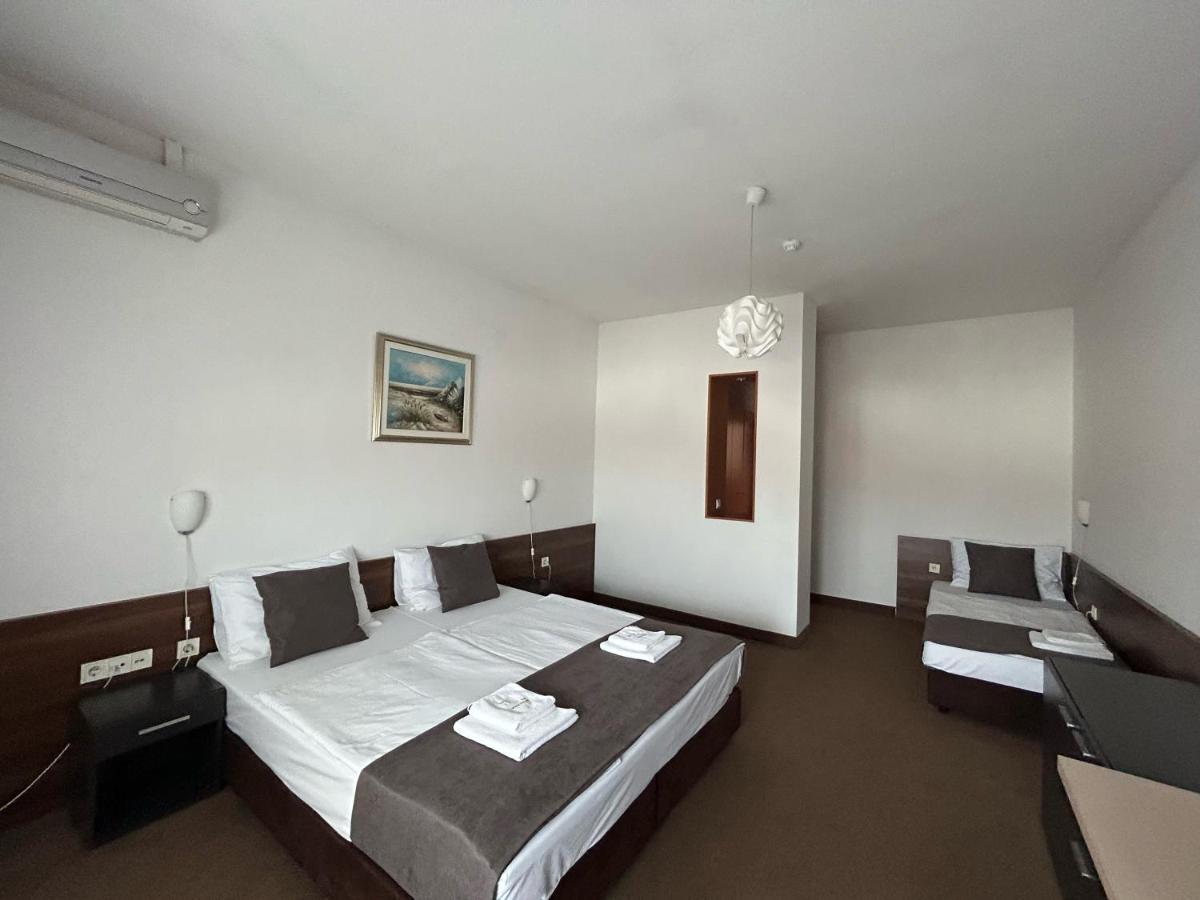 Rooms Laguna Sesvete Exterior photo