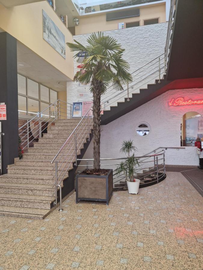 Rooms Laguna Sesvete Exterior photo
