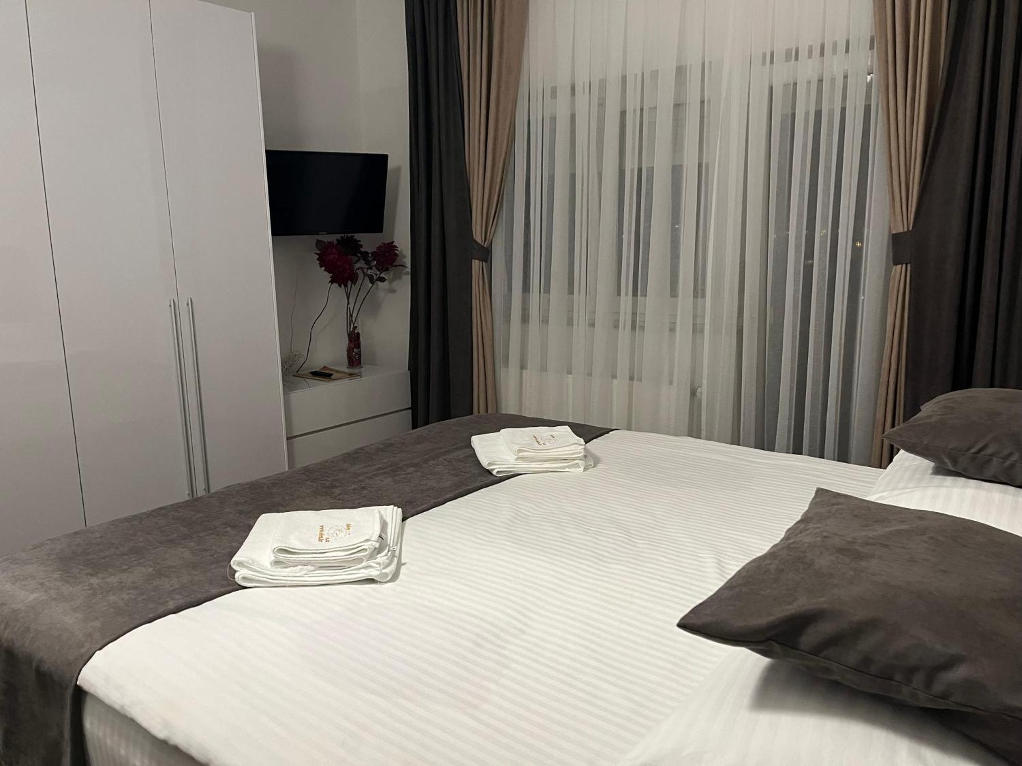 Rooms Laguna Sesvete Exterior photo