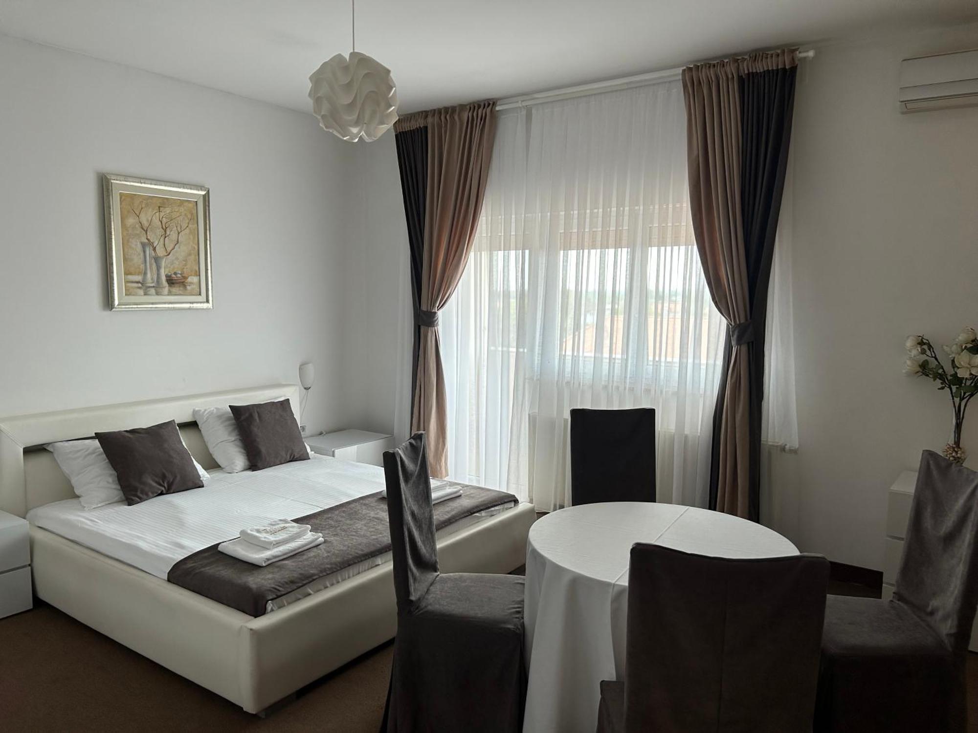 Rooms Laguna Sesvete Exterior photo